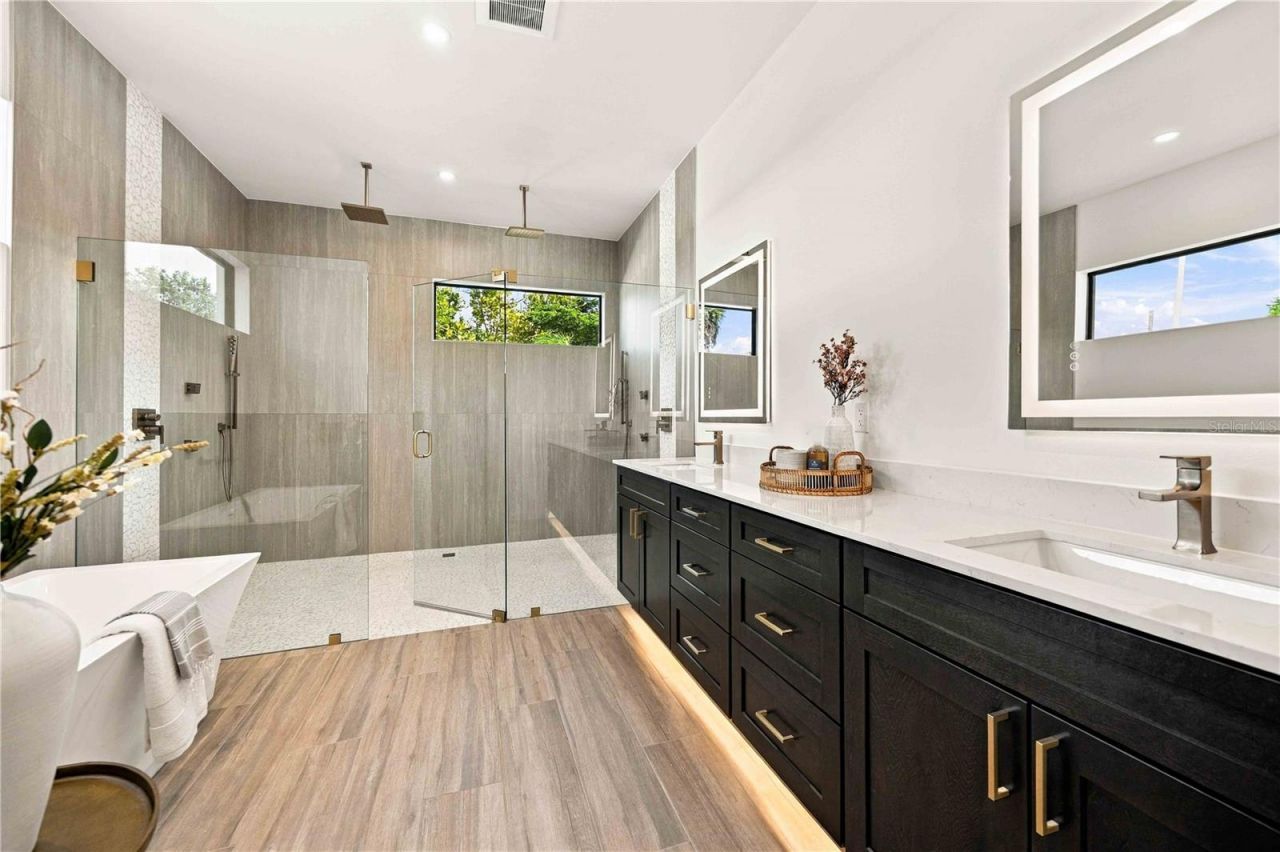 2258 Arlington Street, Sarasota, FL 34239 Photo