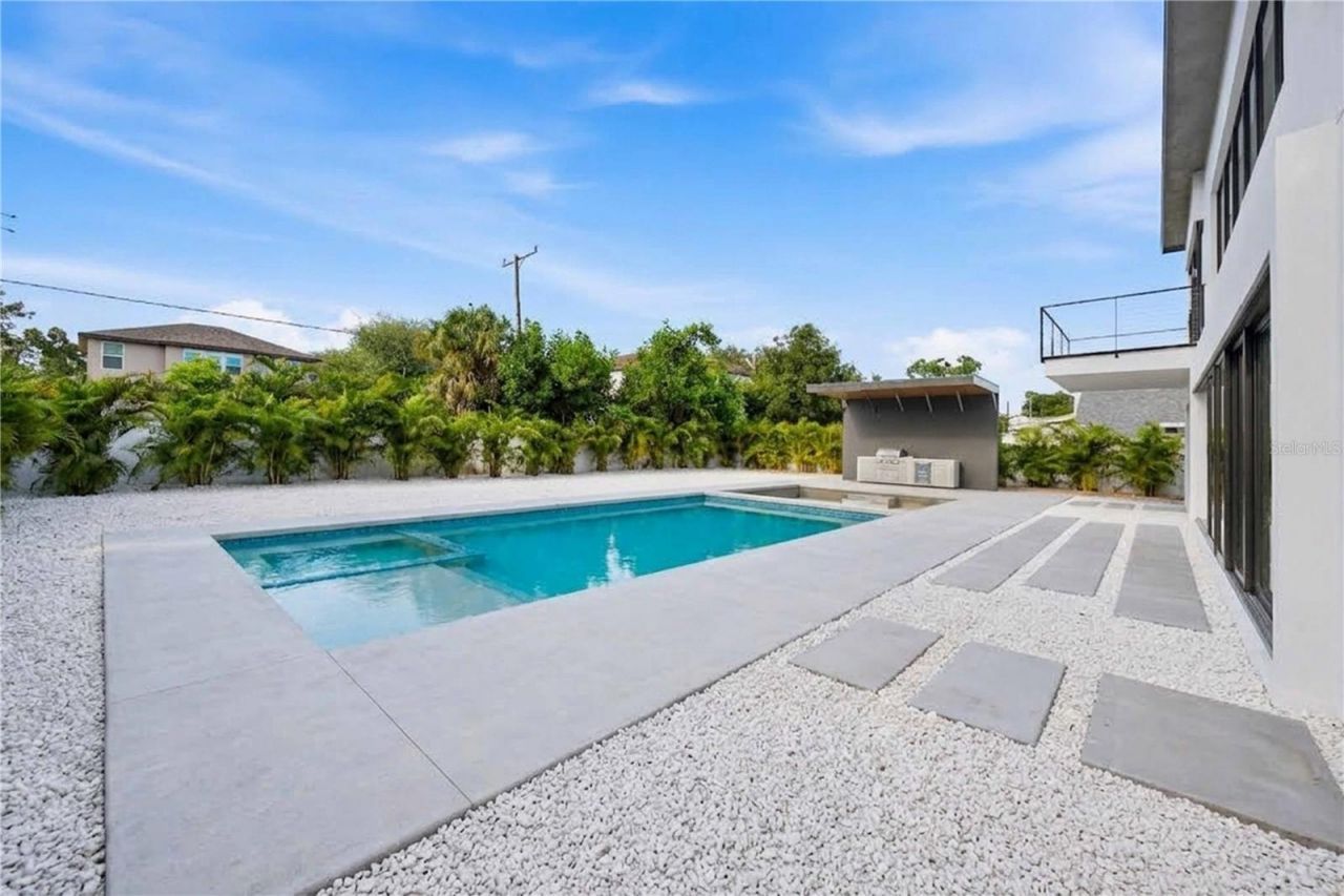 2258 Arlington Street, Sarasota, FL 34239 Photo
