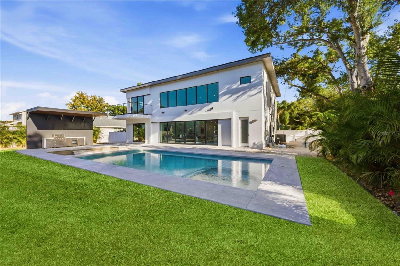 2258 Arlington Street, Sarasota, FL 34239 Photo