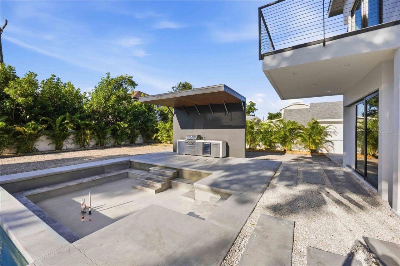 2258 Arlington Street, Sarasota, FL 34239 Photo