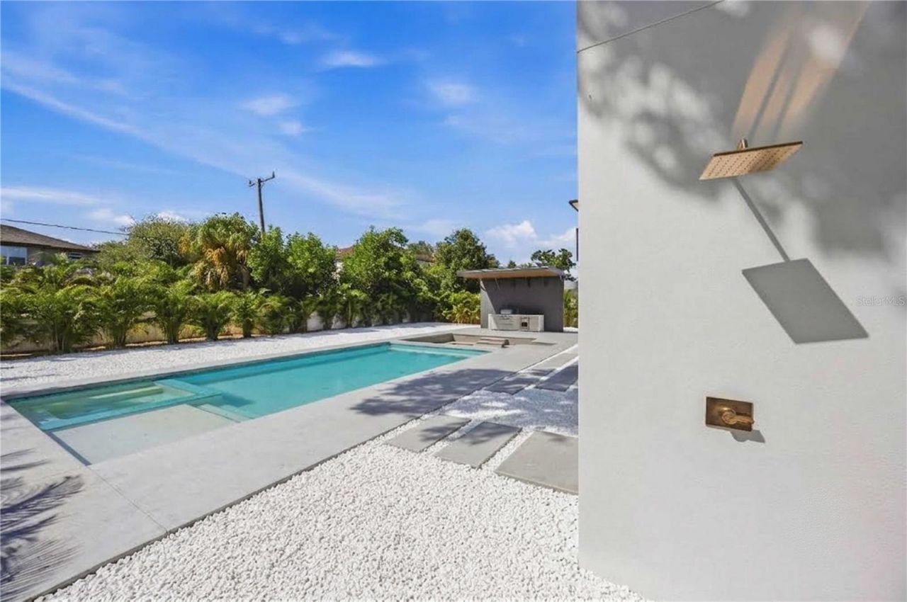 2258 Arlington Street, Sarasota, FL 34239 Photo