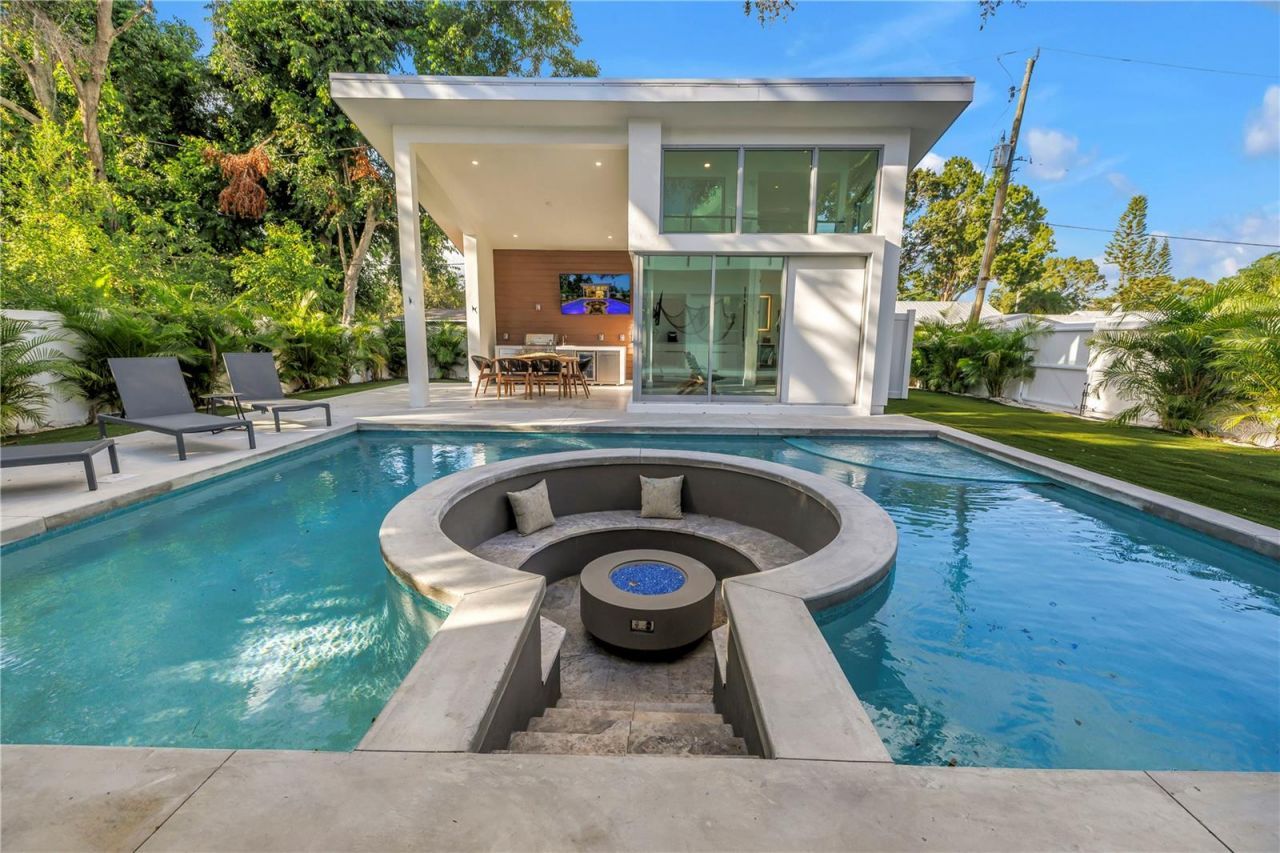 2258 Arlington Street, Sarasota, FL 34239 Photo