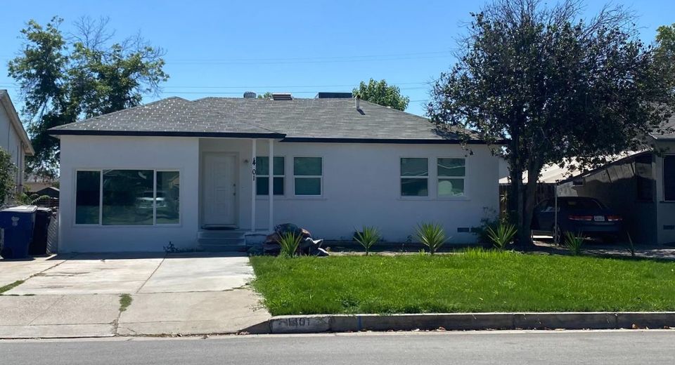 1401 El Sereno Dr, Bakersfield, CA 93304 Photo
