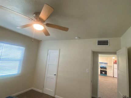 1401 El Sereno Dr, Bakersfield, CA 93304 Photo