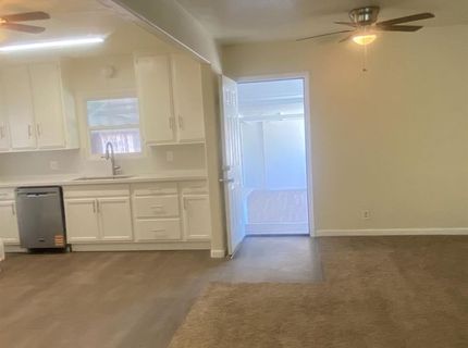 1401 El Sereno Dr, Bakersfield, CA 93304 Photo