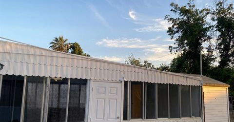 1401 El Sereno Dr, Bakersfield, CA 93304 Photo