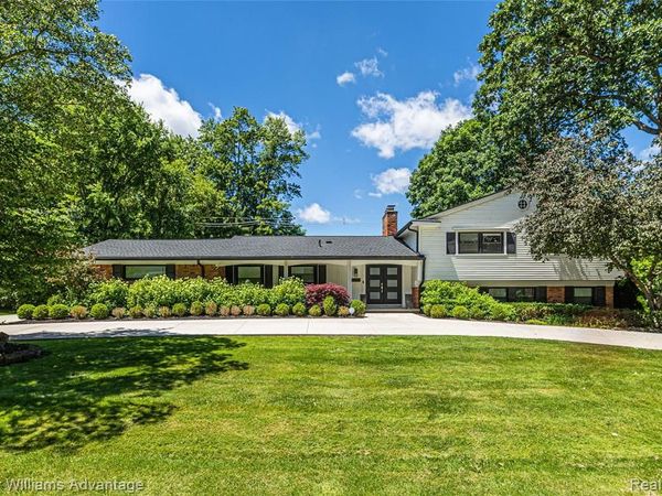 5722 Raven Road, Bloomfield Hills, MI 48301