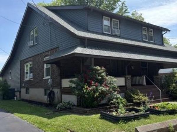 631 BUTTONWOOD , PERKASIE, PA 18944