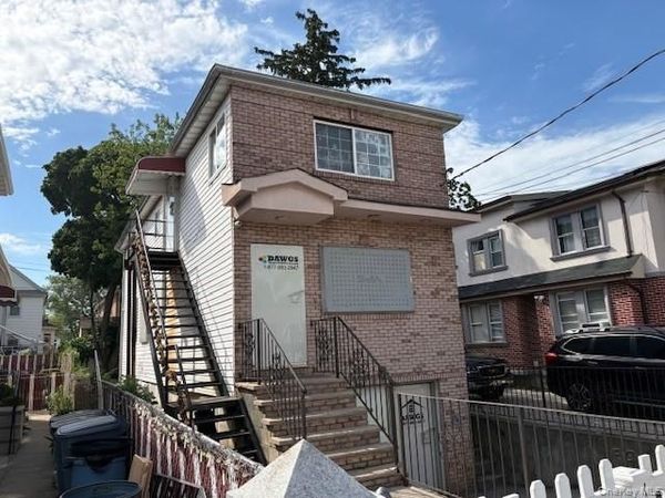 13624 220th Street , Springfield Gardens, NY 11413