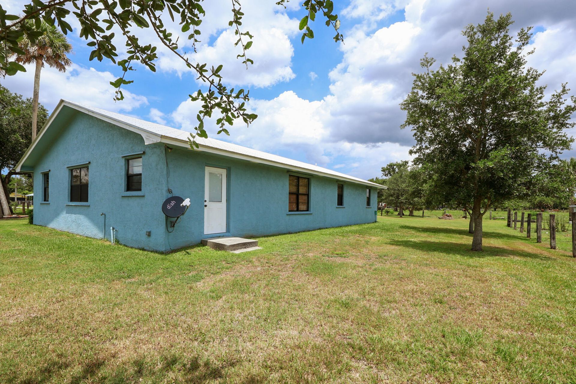 860 NW 141st Street, Okeechobee, FL 34972 Photo