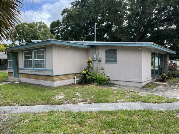 2456 Cortez Avenue, Vero Beach, FL 32960