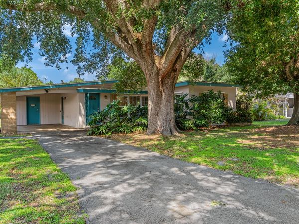 2456 Cortez Avenue, Vero Beach, FL 32960