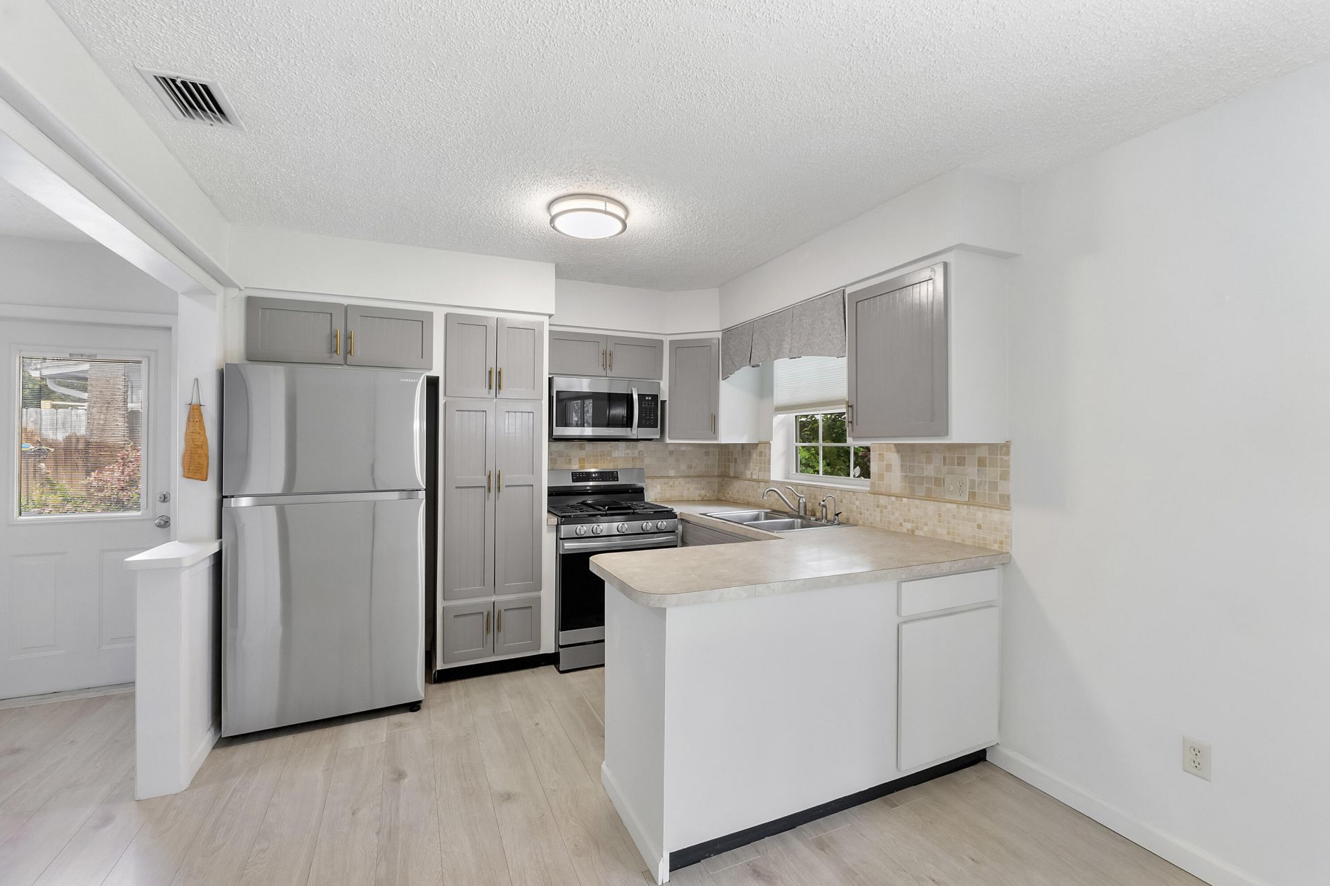 1101 NE 35th Street, Pompano Beach, FL 33064 Photo