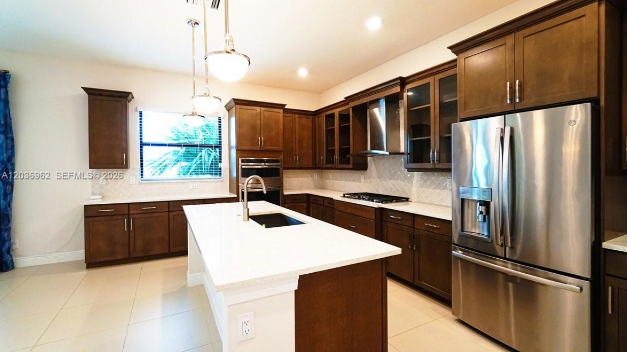 8725 Parkland Bay Dr , Parkland, FL 33076 Photo