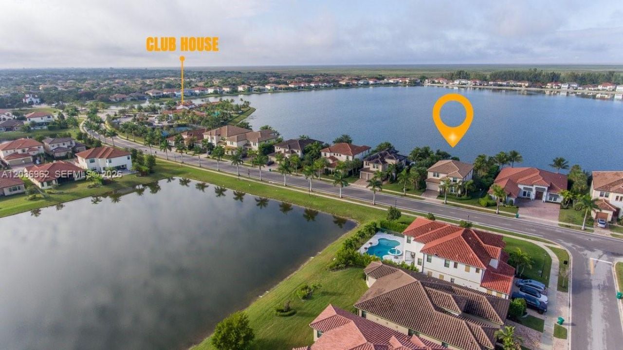 8725 Parkland Bay Dr , Parkland, FL 33076 Photo