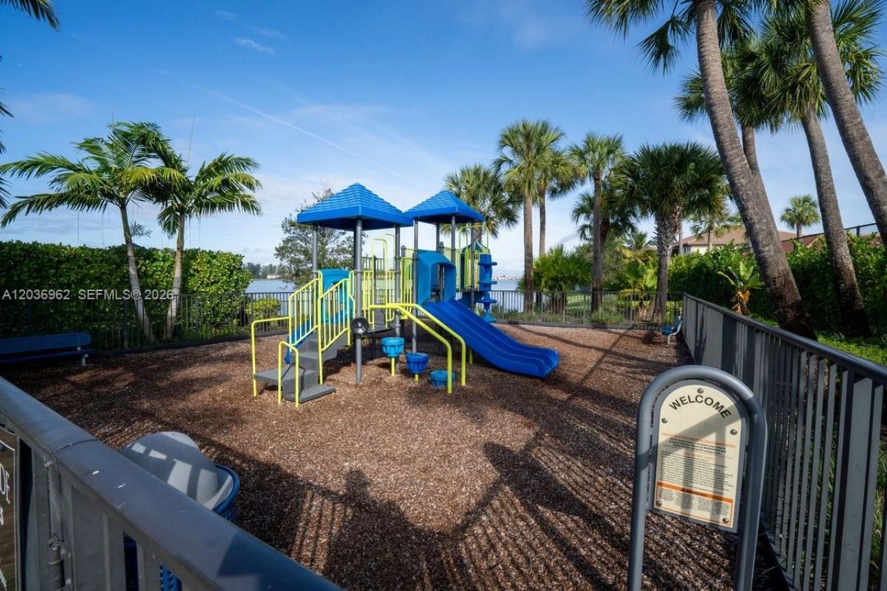 8725 Parkland Bay Dr , Parkland, FL 33076 Photo