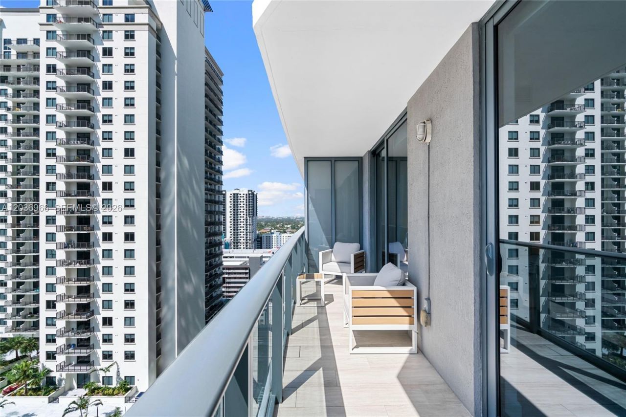 55 SW 9th St , Unit 1904, Miami, FL 33130 Photo
