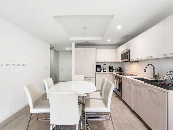 55 SW 9th St , Unit 1904, Miami, FL 33130