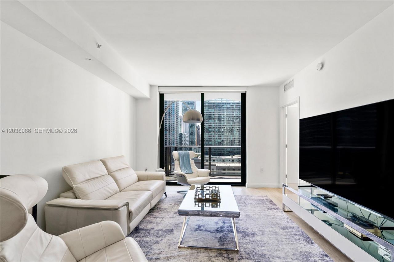 55 SW 9th St , Unit 1904, Miami, FL 33130 Photo