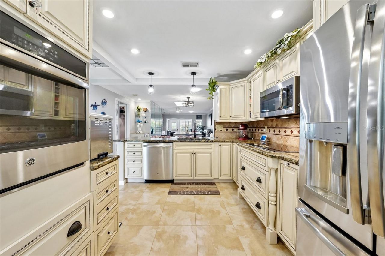 3259 Hilary Circle , Unit 1C, Palm Harbor, FL 34684 Photo
