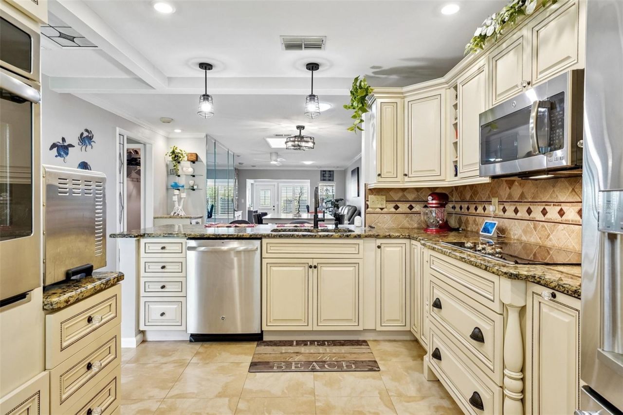 3259 Hilary Circle , Unit 1C, Palm Harbor, FL 34684 Photo