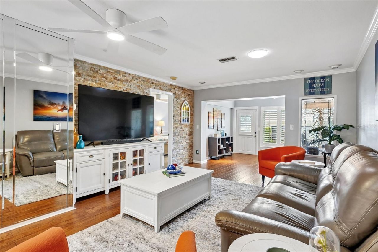 3259 Hilary Circle , Unit 1C, Palm Harbor, FL 34684 Photo