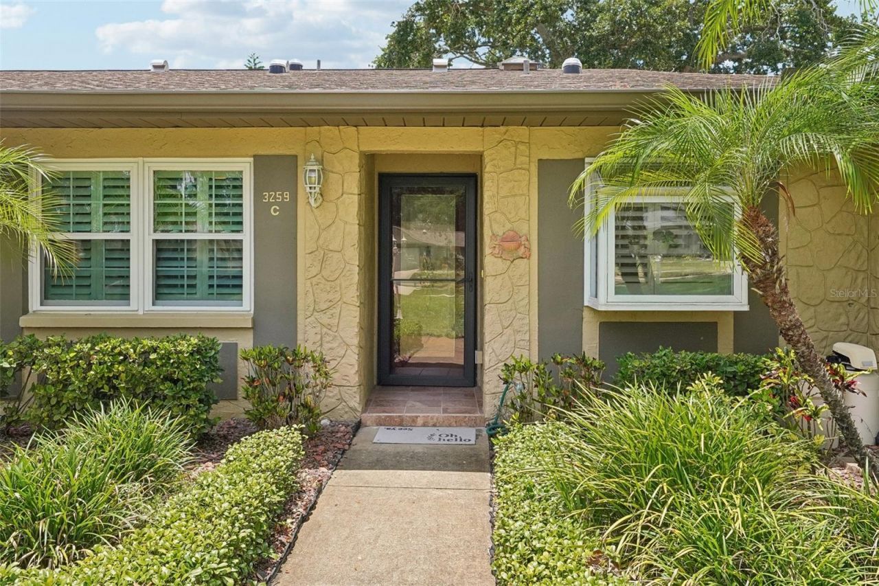 3259 Hilary Circle , Unit 1C, Palm Harbor, FL 34684 Photo