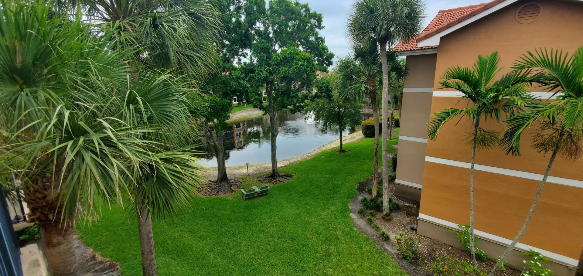 9033 Wiles Road, Unit 308, Coral Springs, FL 33067 Photo