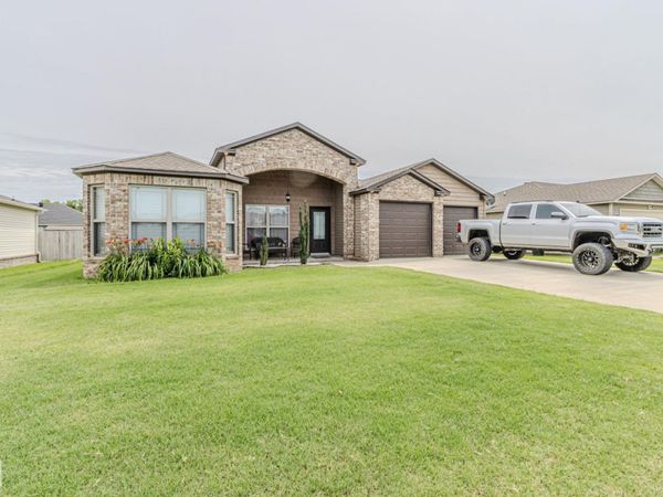 200 Gavin Drive, Paragould, AR 72450