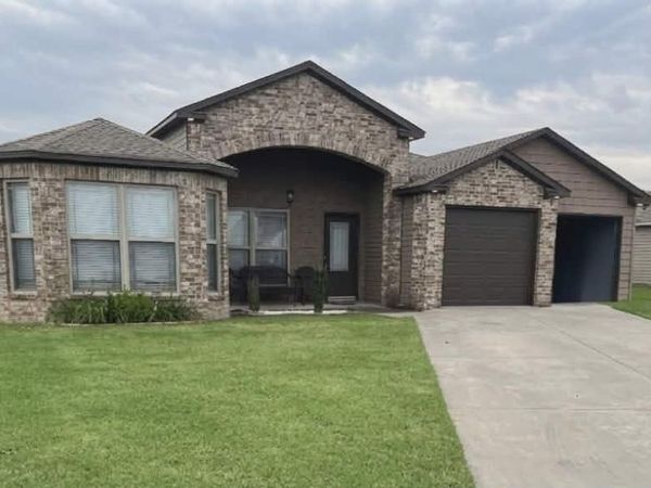 200 Gavin Drive, Paragould, AR 72450