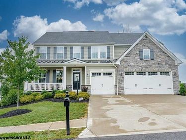 90 Falling Water Lane, Morgantown, WV 26508