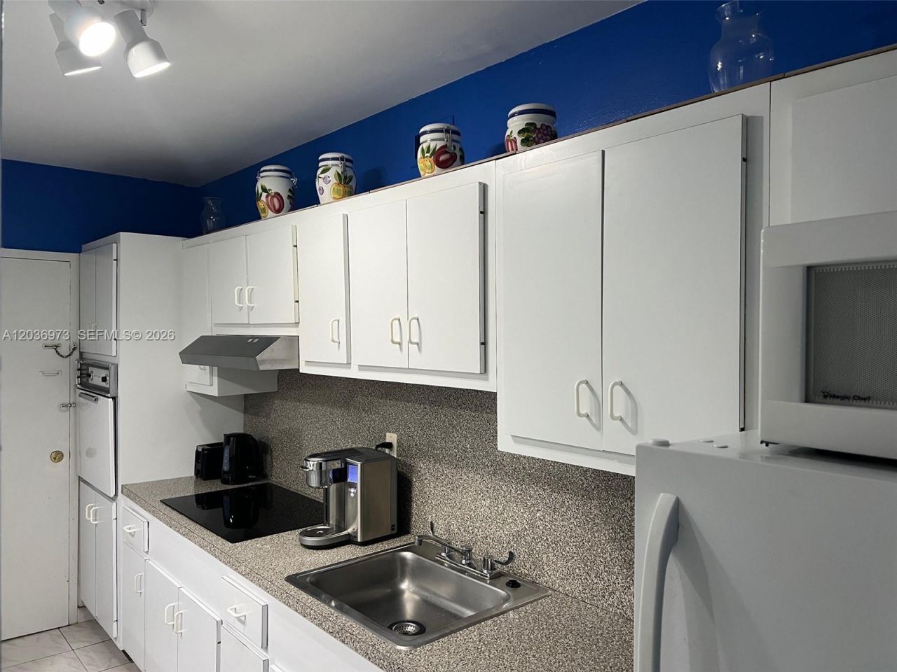 100 Lincoln Rd , Unit 1001, Miami Beach, FL 33139 Photo