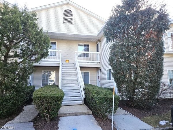 80 SAGE COURT, Bedminster, NJ 07921