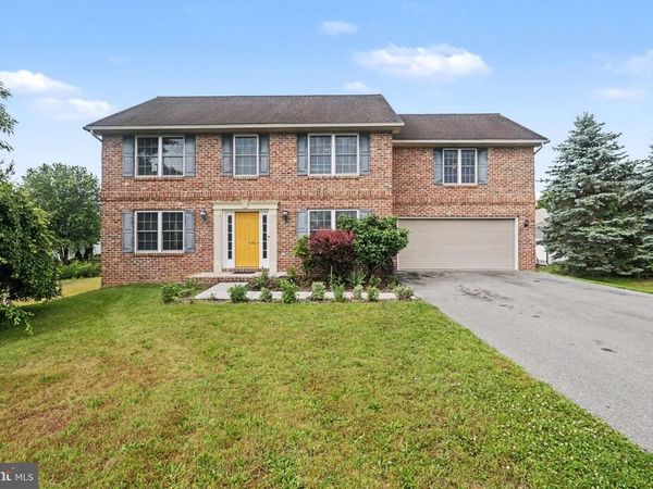 60 RIDGE AVENUE , CARLISLE, PA 17013