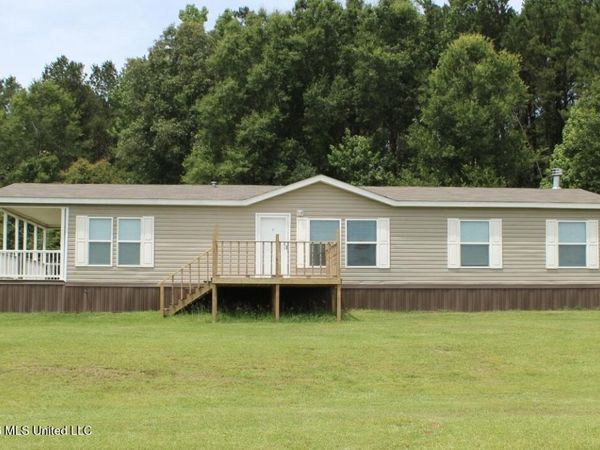 3880 Mississippi 528 , Heidelberg, MS 39439