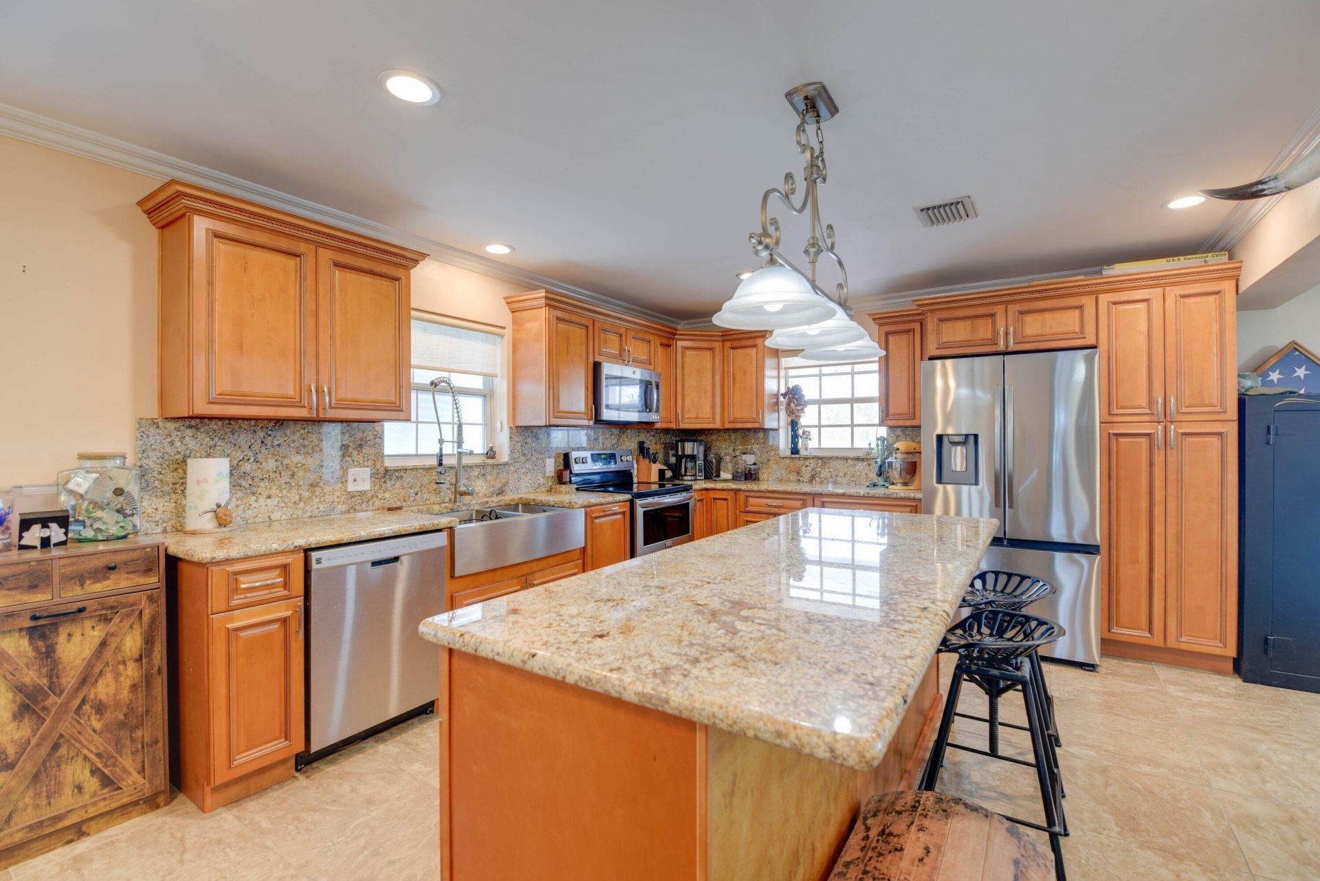 706 E Caribbean Drive, Summerland Key, FL 33042 Photo