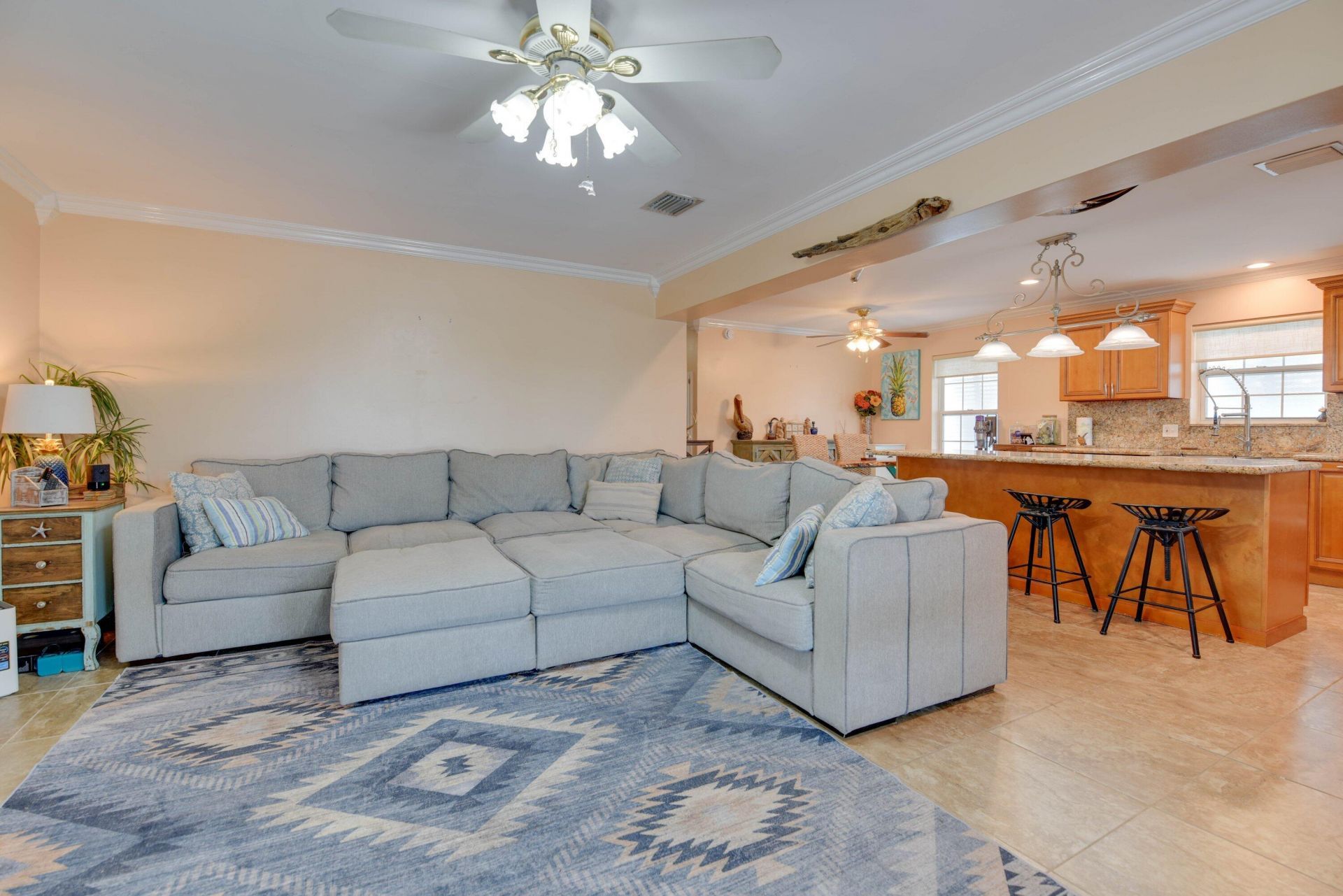 706 E Caribbean Drive, Summerland Key, FL 33042 Photo
