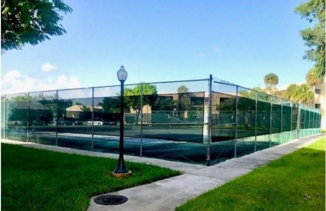 8015 SW 107th Avenue Sw, Unit 218, Miami, FL 33173 Photo