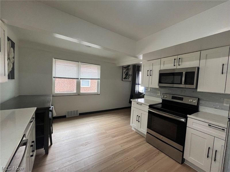28061 Tremaine Drive, Euclid, OH 44132 Photo 9