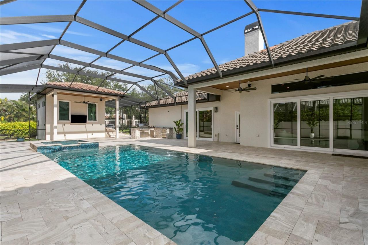 1230 Darlington Oak Circle Ne, Saint Petersburg, FL 33703 Photo