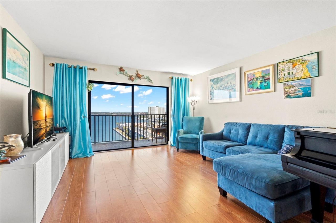 7300 Sun Island Drive S, Unit 1103, Saint Petersburg, FL 33707 Photo