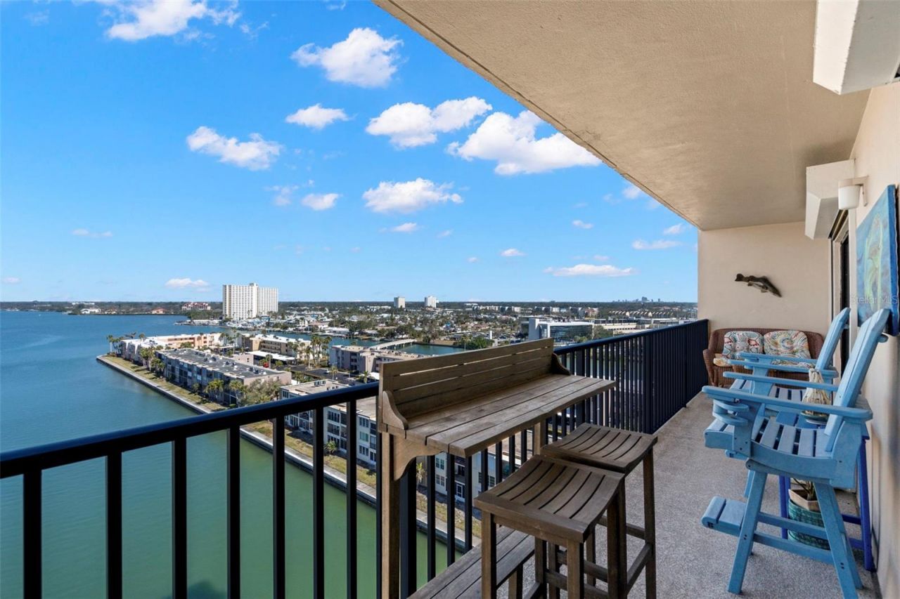 7300 Sun Island Drive S, Unit 1103, Saint Petersburg, FL 33707 Photo