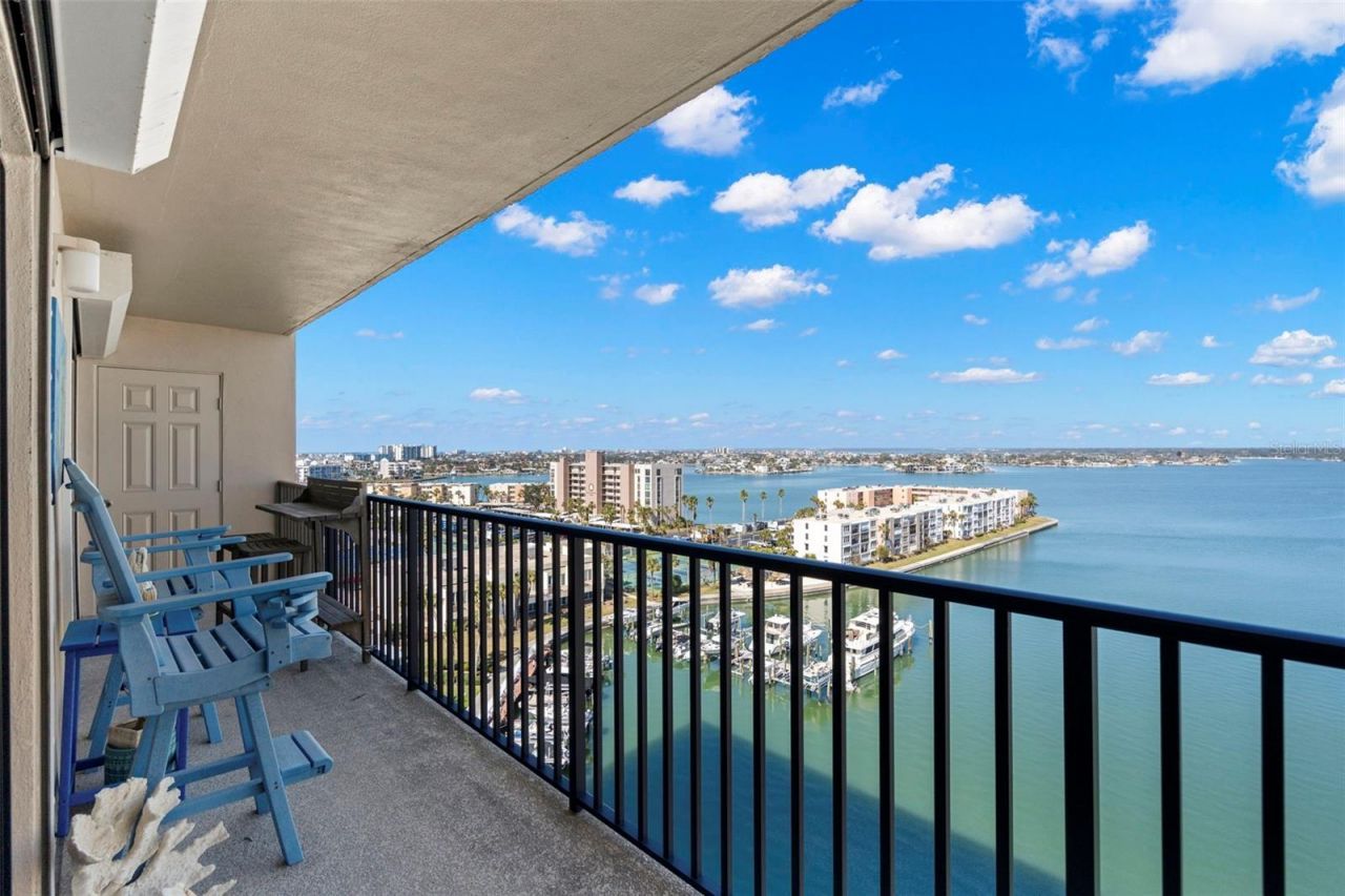 7300 Sun Island Drive S, Unit 1103, Saint Petersburg, FL 33707 Photo