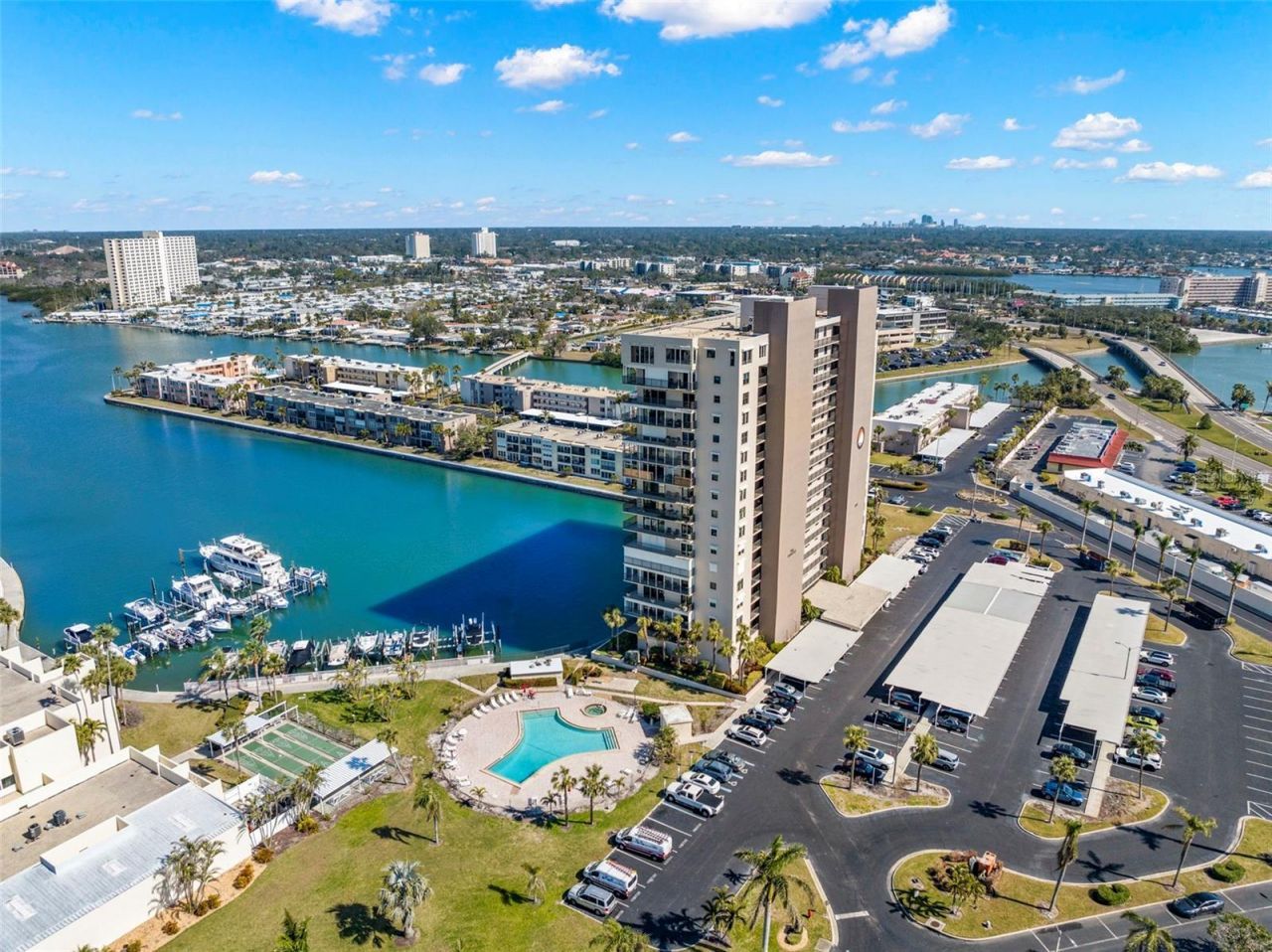 7300 Sun Island Drive S, Unit 1103, Saint Petersburg, FL 33707 Photo