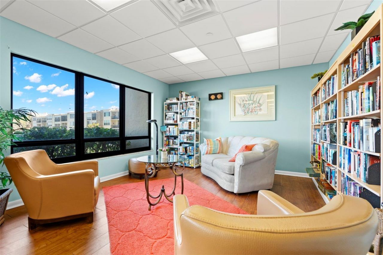 7300 Sun Island Drive S, Unit 1103, Saint Petersburg, FL 33707 Photo