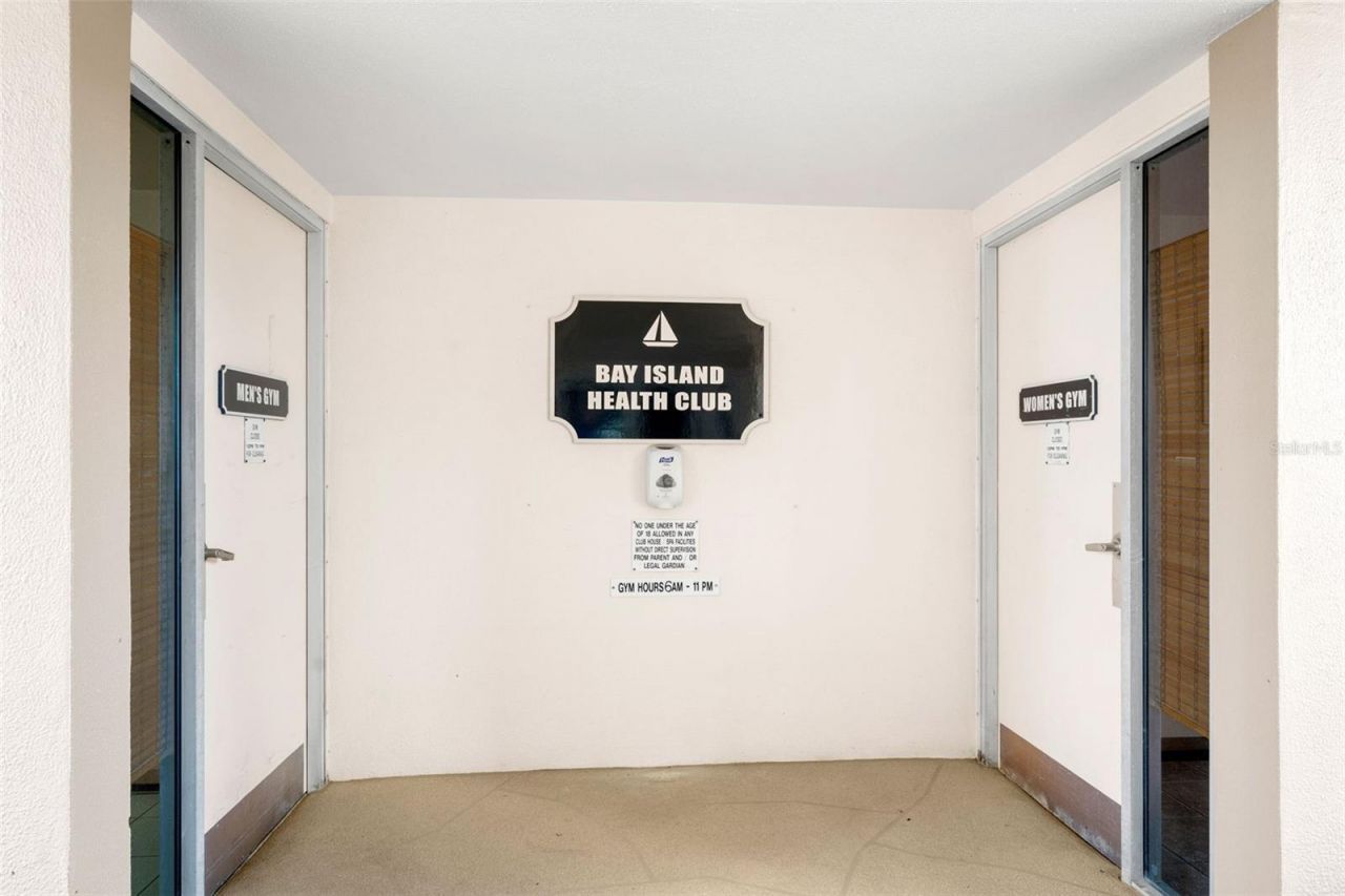 7300 Sun Island Drive S, Unit 1103, Saint Petersburg, FL 33707 Photo