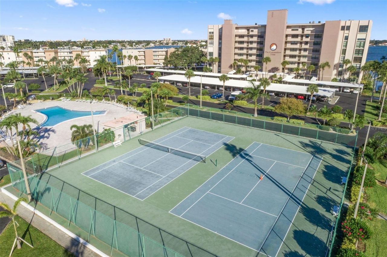 7300 Sun Island Drive S, Unit 1103, Saint Petersburg, FL 33707 Photo