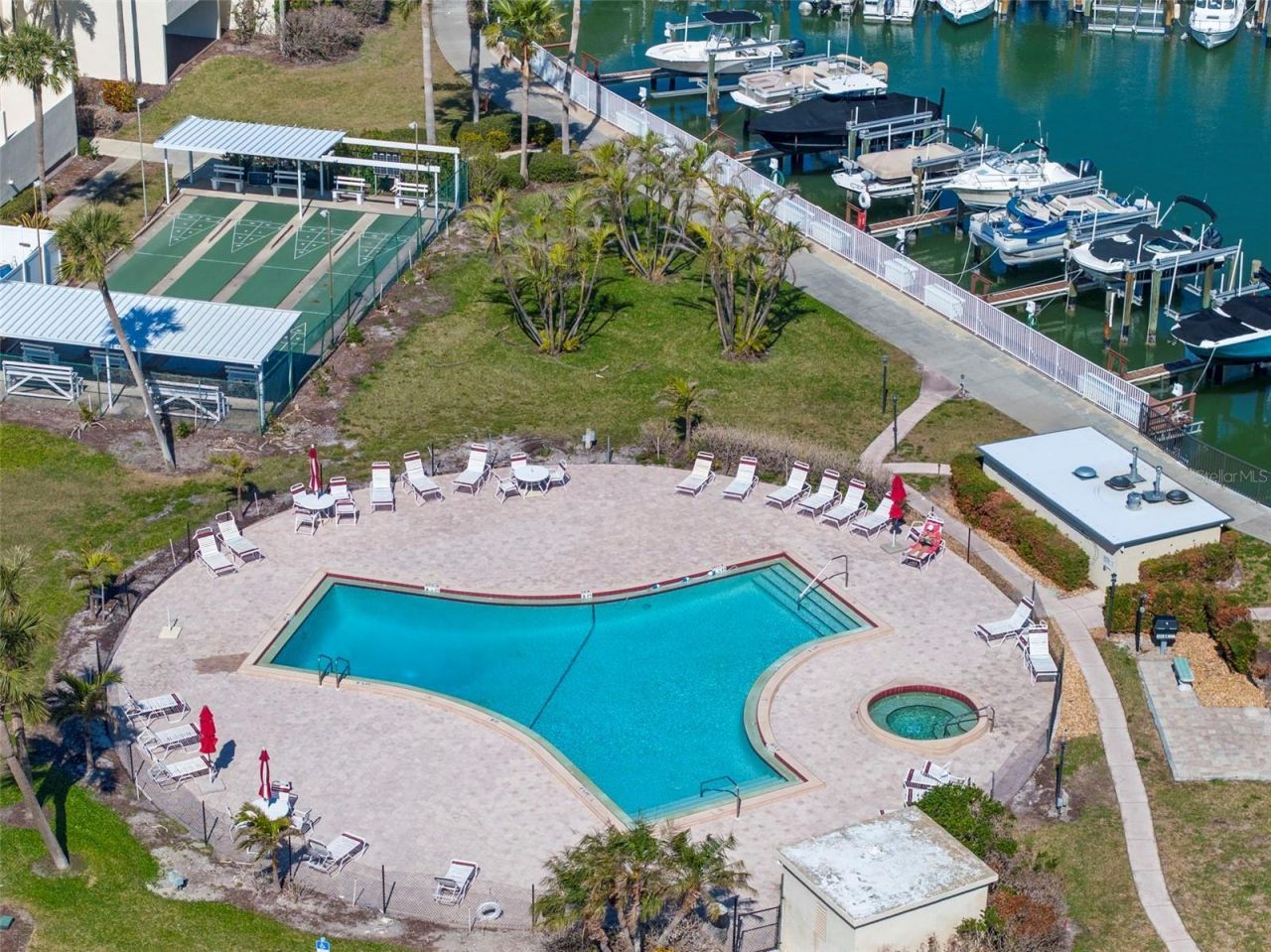 7300 Sun Island Drive S, Unit 1103, Saint Petersburg, FL 33707 Photo