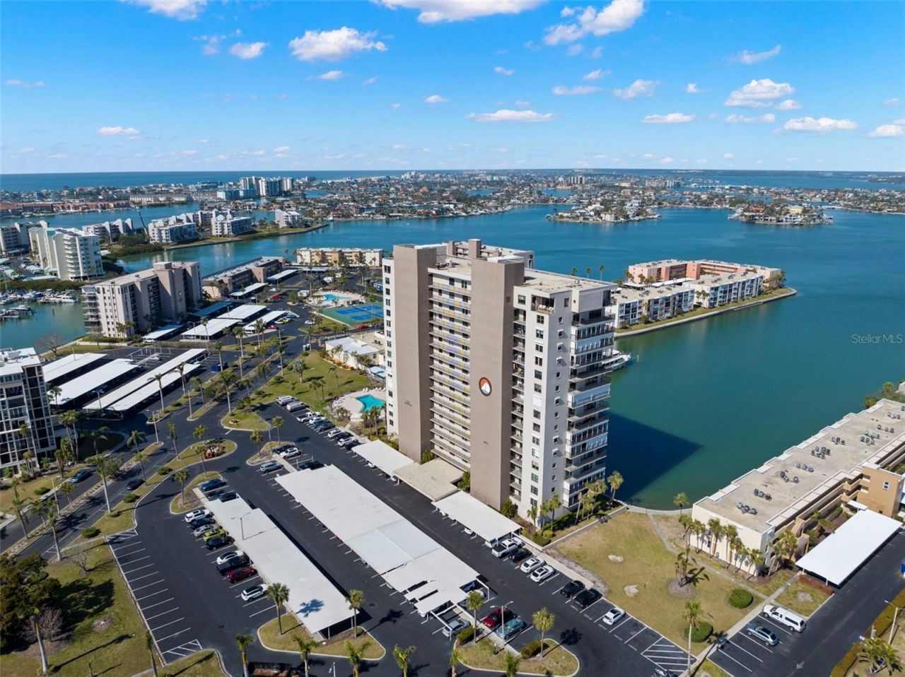 7300 Sun Island Drive S, Unit 1103, Saint Petersburg, FL 33707 Photo