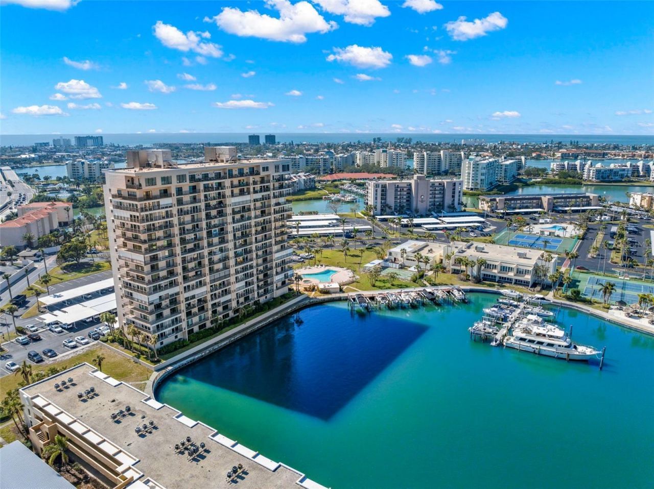 7300 Sun Island Drive S, Unit 1103, Saint Petersburg, FL 33707 Photo